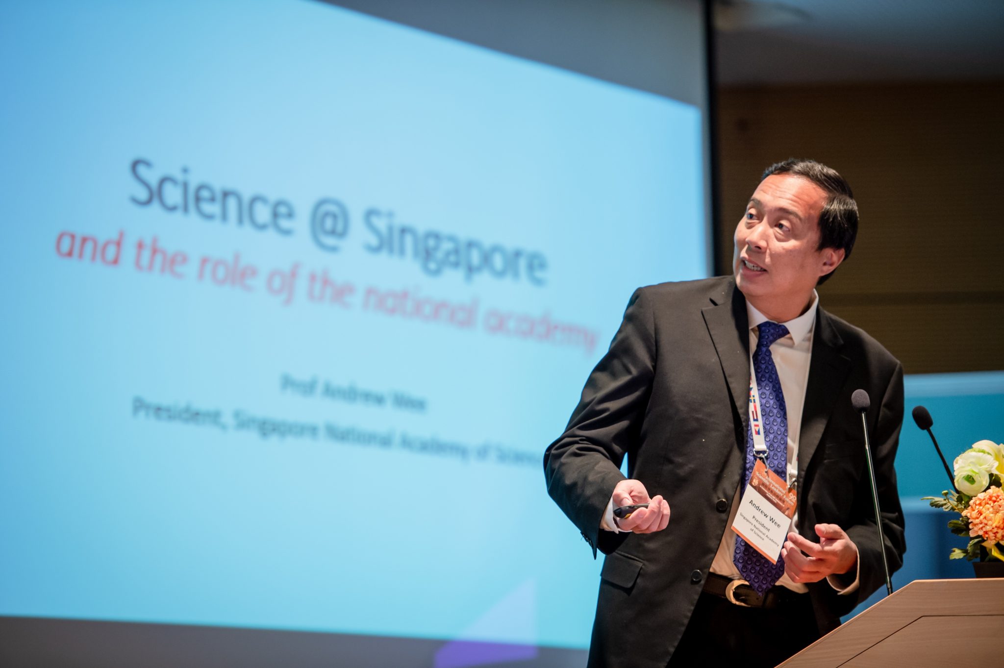 23 新加坡國家科學院院長 Dr. Andrew Wee