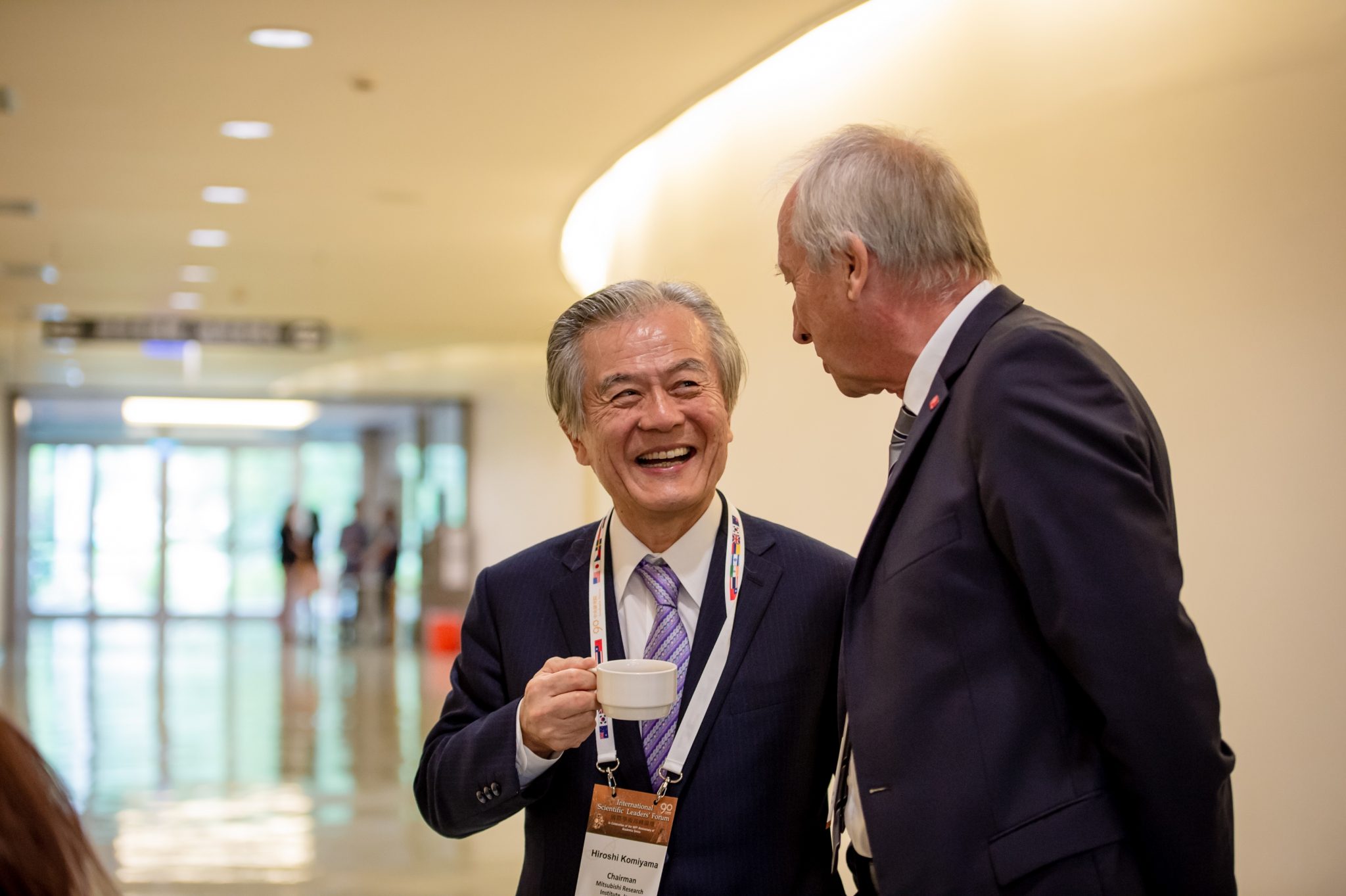 40 國際學術高峰論壇現場 三菱綜合研究所主席 Dr. Hiroshi Komiyama.